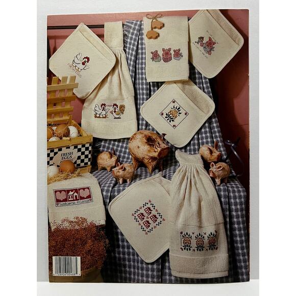 VTG Leisure Arts Cross Stitch Design Book-Kitchen Mates Towel Pot Holder Designs - Picture 2 of 3
